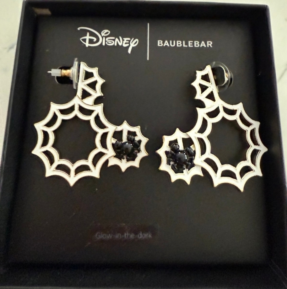 BaubleBar Disney Spider Web Earrings - Black and Silver🕸Glow In The Dark✨️